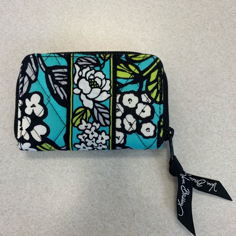 Vera Bradley Zip Around Card Case